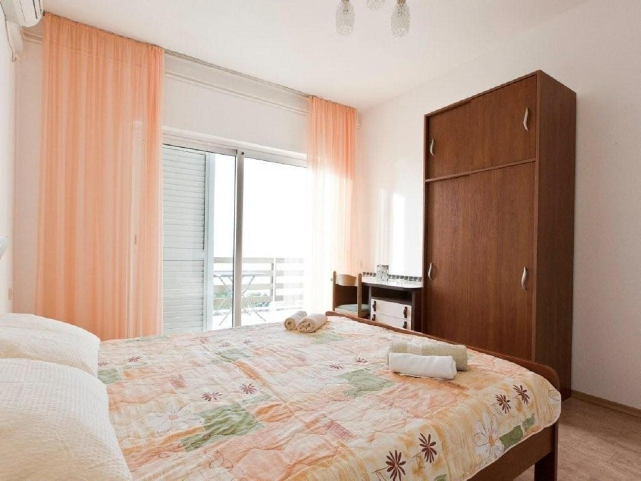 Apartments And Rooms Mirja-Parking プリモシュテン エクステリア 写真